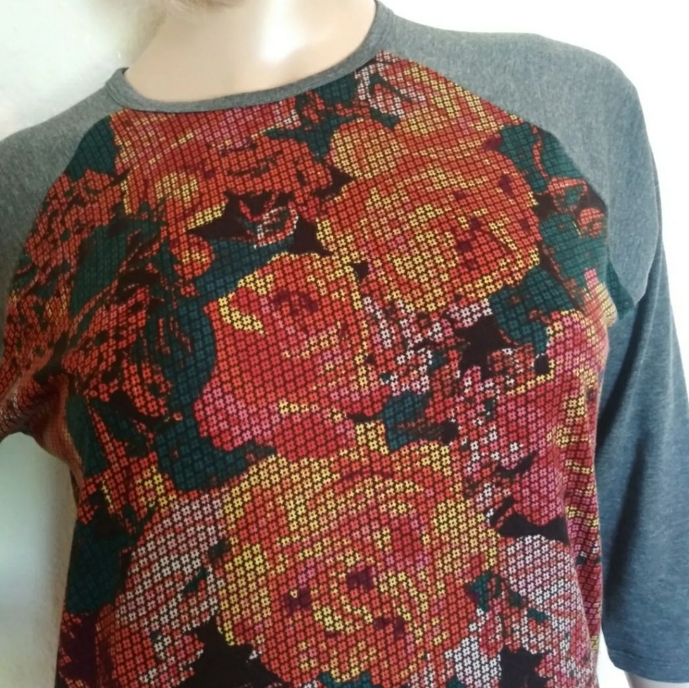 Lularoe Floral Randy Top - Picture 4 of 5